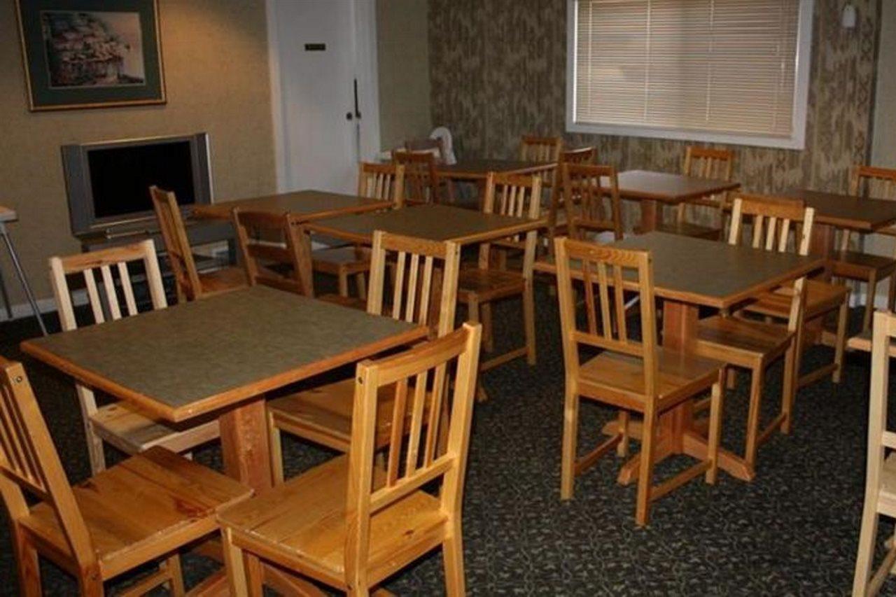 Canadas Best Value Inn Chinook Station Κάλγκαρι Εξωτερικό φωτογραφία