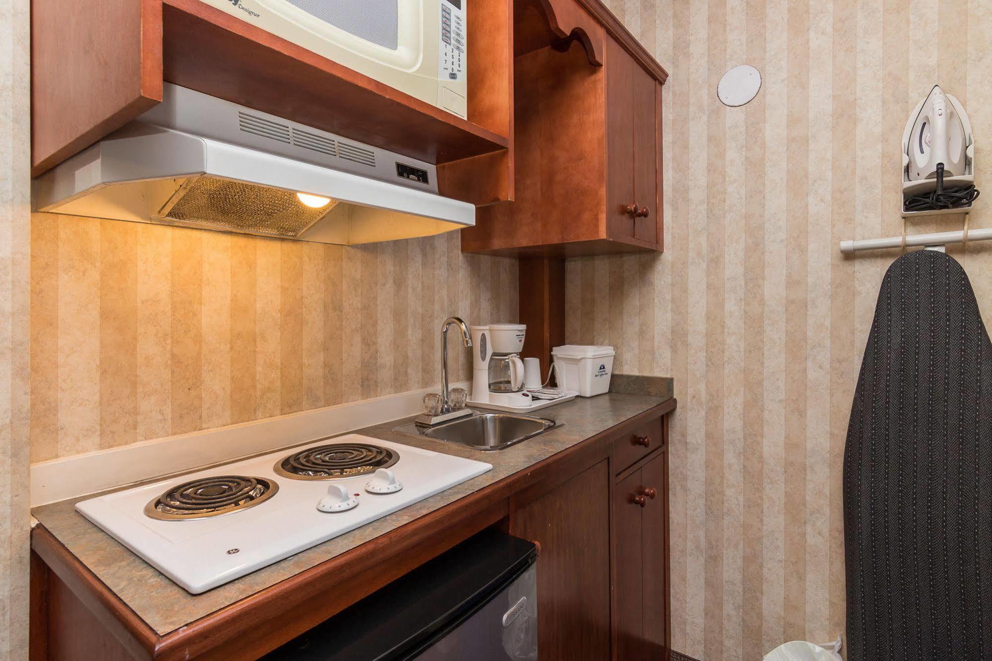 Canadas Best Value Inn Chinook Station Κάλγκαρι Εξωτερικό φωτογραφία