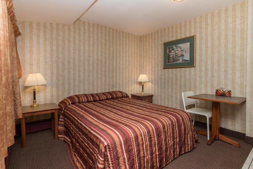 Canadas Best Value Inn Chinook Station Κάλγκαρι Εξωτερικό φωτογραφία
