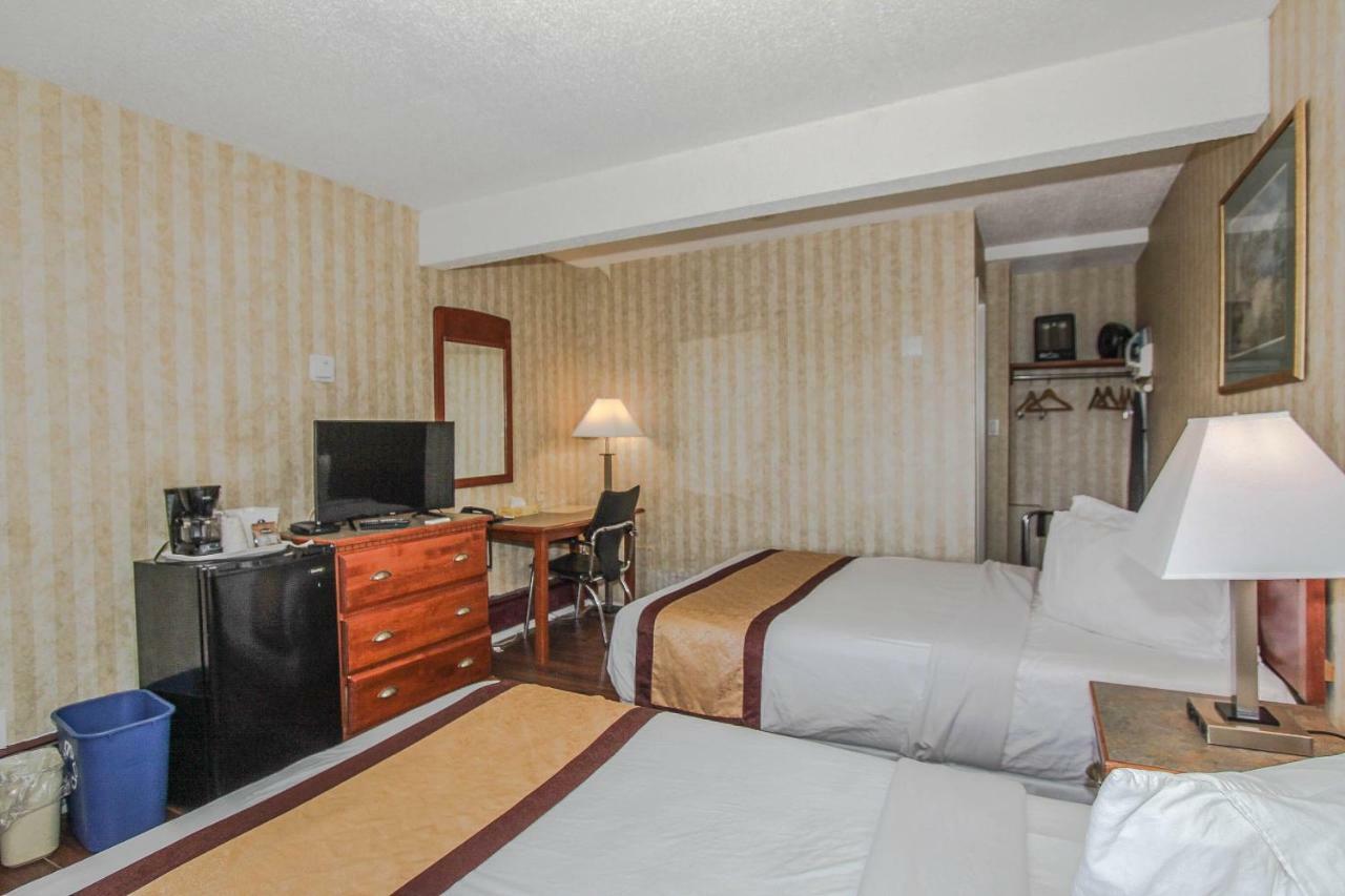 Canadas Best Value Inn Chinook Station Κάλγκαρι Εξωτερικό φωτογραφία